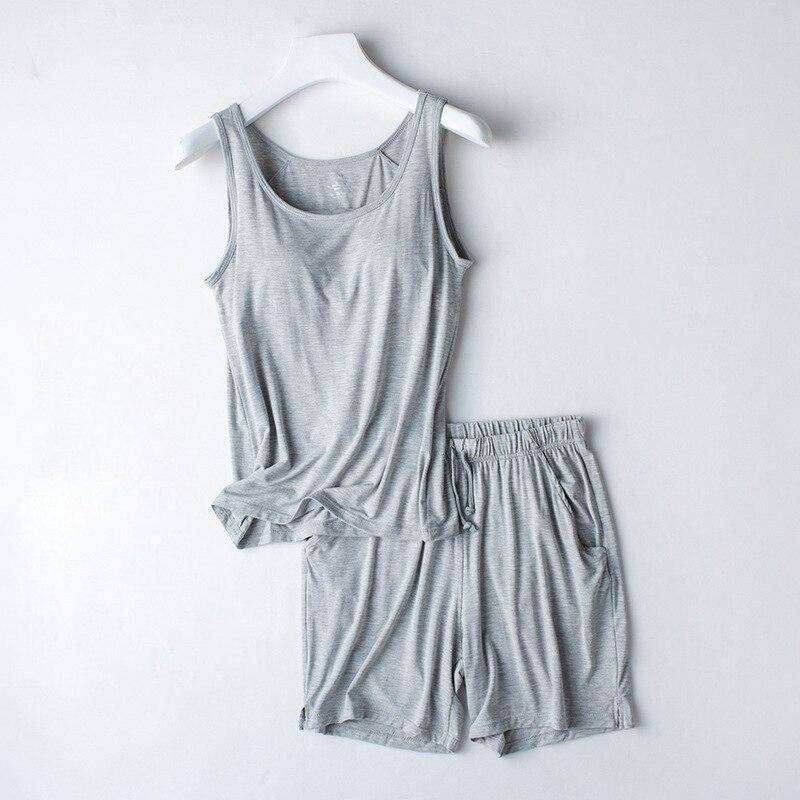 Sommer neue Damen Modal Pyjama zweiteilige Weste + Shorts mit Brustpolster Dessous nahtlose Cup Camisole Homewear Set Pyjama XXXL grau von Joom DACH