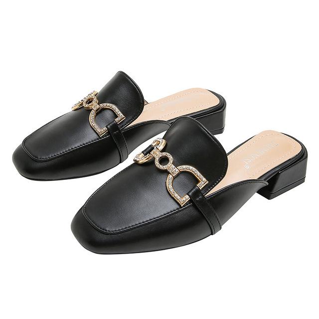 Sommerliche flache Mules mit eckiger Zehenpartie für Damen, modisches Metalldesign, flache Hausschuhe für Mädchen 35 schwarz von Joom DACH