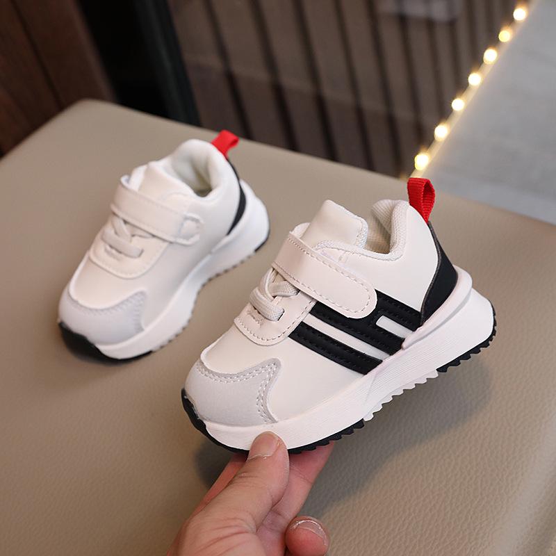 Sportschuhe für Kleinkinder mit weicher Sohle für Jungen – Frühjahrs-/Herbstkollektion für 0–1-Jährige Size 17, Inner Length 12CM von Joom DACH