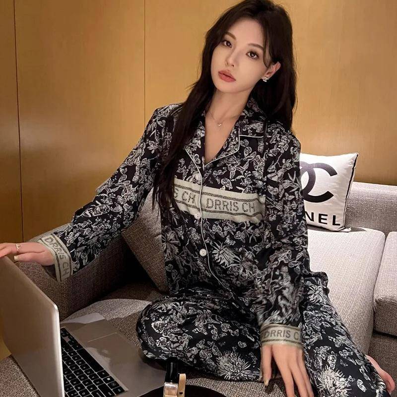 Frühling und Herbst Damen New Ice Silk Fashion Pyjamas Homewear Set Leichtes Luxustemperament Premium Feeling Silk Homewear Set M von Joom DACH