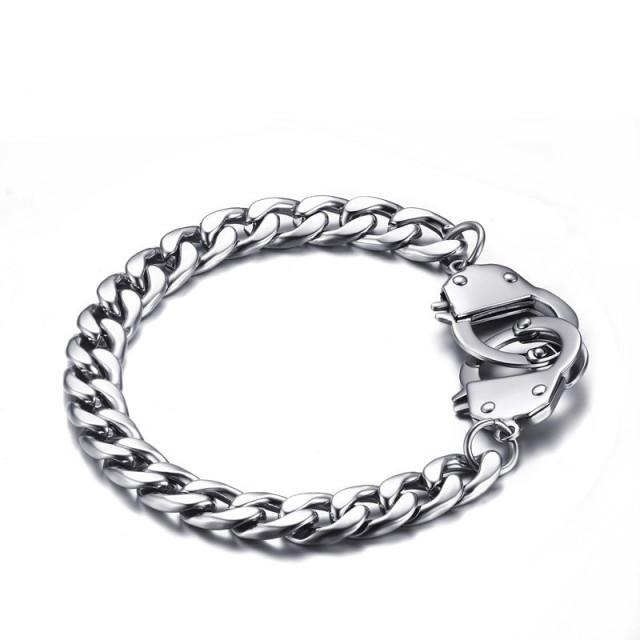 Stahlhandschellenarmband Herren Edelstahl Geschenke Mann Accessoires Charm Goldkette Armbänder Statement Hip Hop 22cm Stahlhandschellenarmband Herren Edelstahl Geschenke Mann Accessoires Charm Goldkette Armbänder Statement Hip Hop 22cm von Joom DACH