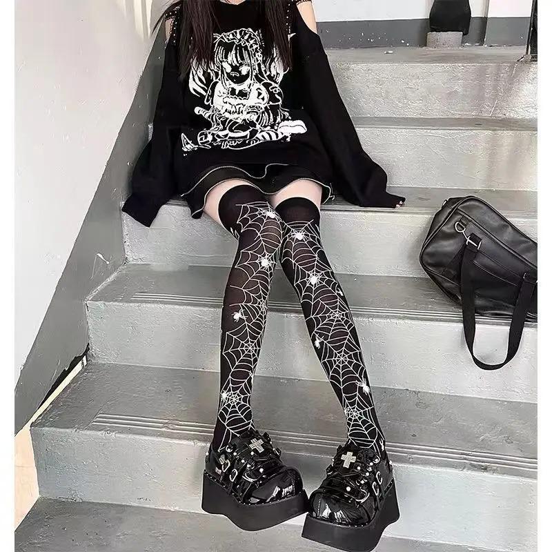 Subkultur Klassische Lolita Schwarze Gothic-Strümpfe Süße Strümpfe Oberschenkelhohe Japanische Mädchen Gothic Punk Retro Spinnennetz Totenkopf Fledermaus Lange Socken One Size von Joom DACH