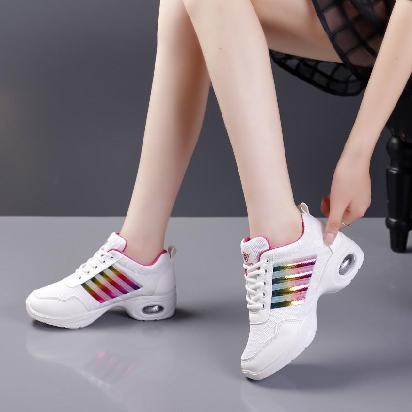 Tanz-Sneaker für Damen, Jazz-Schuhe, Mesh, moderne Außensohle, Tanz-Sneaker, atmungsaktiv, leicht, Tanz-Fitnessschuhe für Damen 39 weiß von Joom DACH