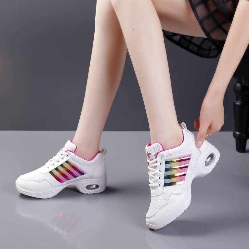 Tanz-Sneaker für Damen, Jazz-Schuhe, Mesh, moderne Außensohle, Tanz-Sneaker, atmungsaktiv, leicht, Tanz-Fitnessschuhe für Damen 39 weiß von Joom DACH