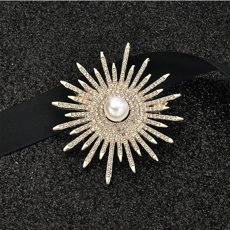 Temperament Sonnenblumen Brosche Weibliche Corsage Kleidung Zubehör Damen Hochzeit Party Schmuck gold von Joom DACH