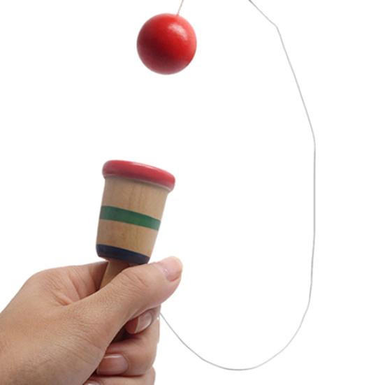 Traditionelles japanisches Kendama-Ballspiel aus Holz, Gleichgewichtsgeschick, pädagogisches Spielzeug 2pcs von Joom DACH