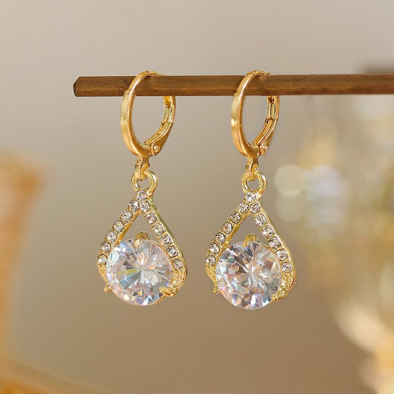 Trend Koreanische Elegante Ginkgo Blatt Mondlicht Katzenauge Stein Ohrringe für Frauen Mode Perle Ohrringe Partei Schmuck Geschenke Großhandel von Joom DACH