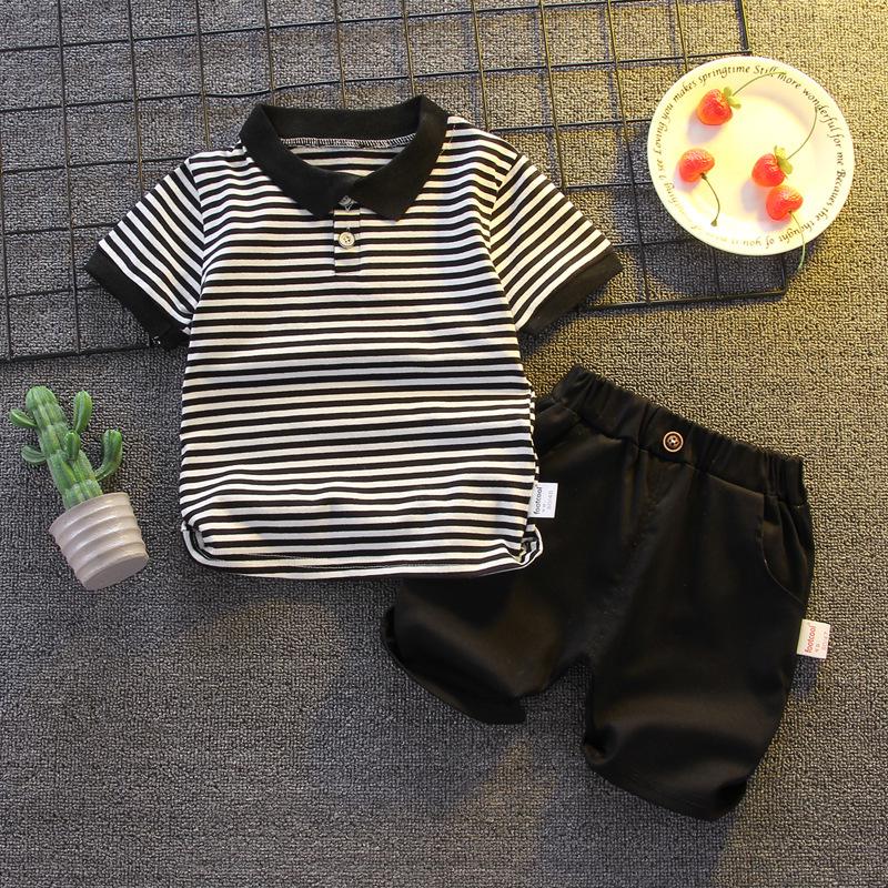 Trendiges Sommer-Set aus gestreiftem Poloshirt und Shorts für Jungen 90 cm schwarz von Joom DACH