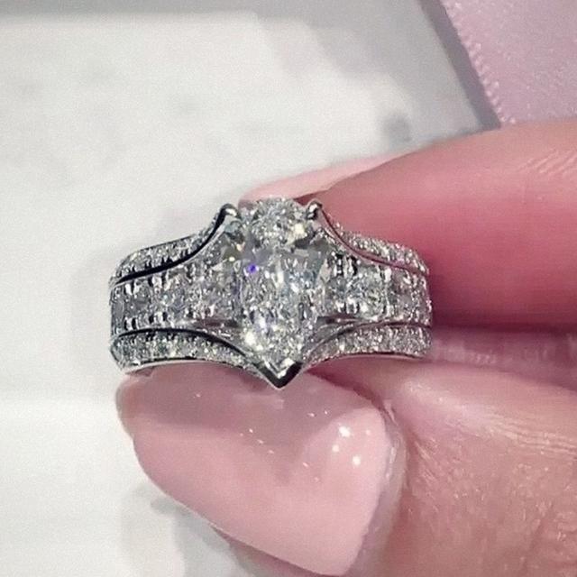 Trendy Luxus-Trauringe für Damen, wunderschöne moderne Verlobungsringe im Sstyle, glänzender Kristall, CZ, Verlobungsaccessoires, Geschenk 10 von Joom DACH