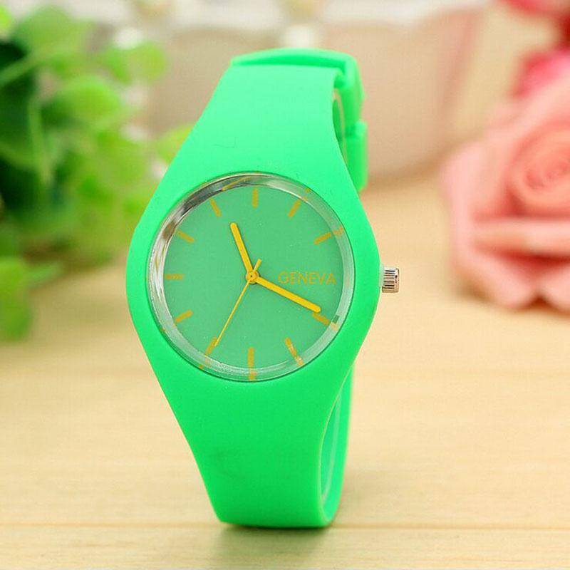 Trendy Unisex Paar Uhren Trendy Kinder Frauen Genf Männer Heißer Verkauf Silikon Analog Koreanische Sport Uhr Gelee Uhren Hohe Qualität Student Unisex grün von Joom DACH