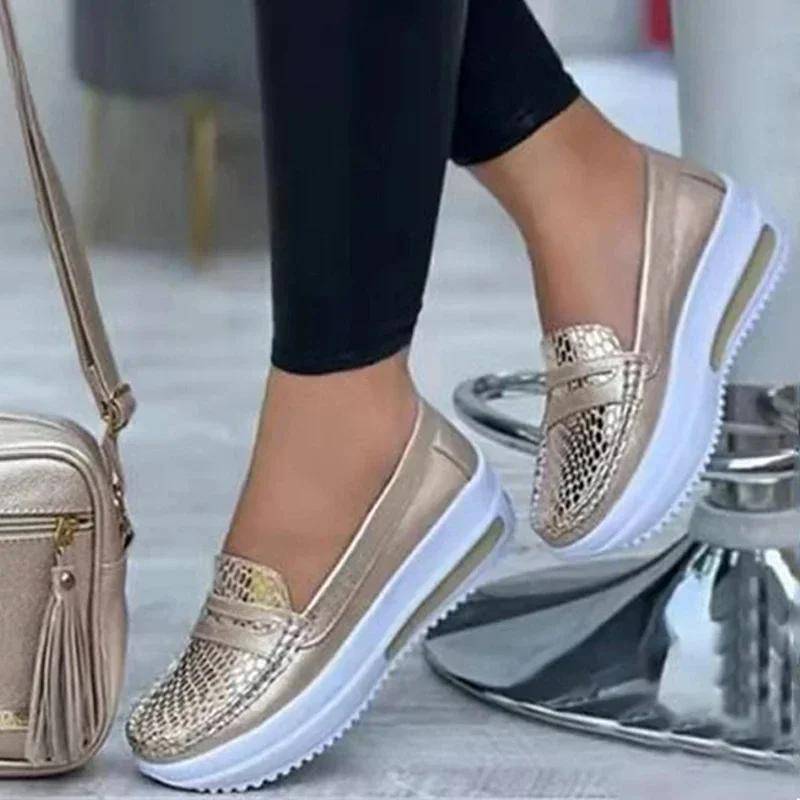 Übergröße 43 Lässige flache Schuhe Damenmode Runde Zehenpartie Low Top Keilabsatz Plateau Sneakers Bequeme Rutschfeste Damen-Loafer 36 von Joom DACH
