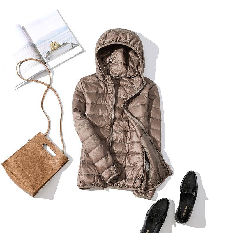 Ultra-leichte Plus Größe Dünne Unten Jacke Frauen Herbst Winter Dünne Kurze Mit Kapuze Warme Weiße Ente Unten Mantel Frauen oberbekleidung XXL khaki von Joom DACH
