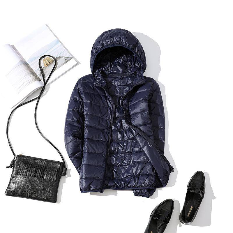 Ultra-leichte Plus Größe Dünne Unten Jacke Frauen Herbst Winter Dünne Kurze Mit Kapuze Warme Weiße Ente Unten Mantel Frauen oberbekleidung XXXXXXXL navy blau von Joom DACH
