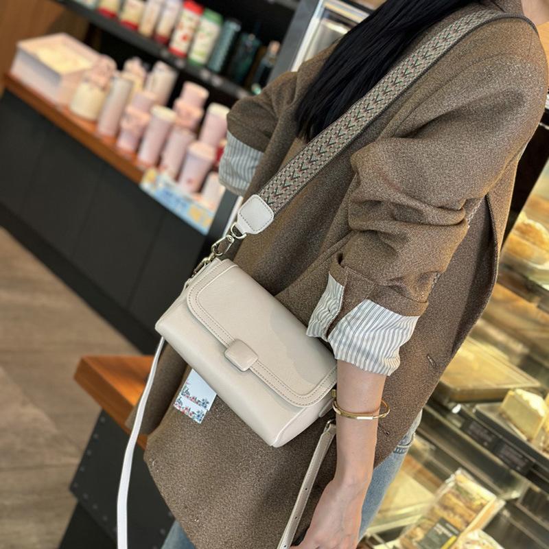 Umhängetasche Damen Neue Kleine Quadratische Tasche Messenger Bag von Joom DACH