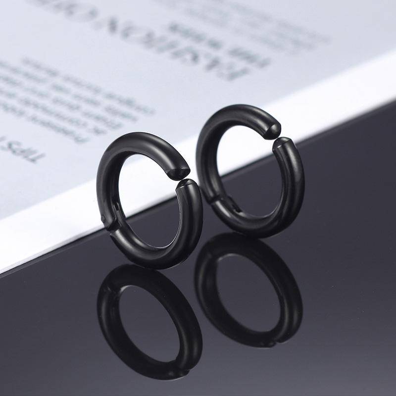 Unisex-Ohrmanschette ohne Piercing, personalisierter Clip-On-Ohrring im koreanischen Stil, trendiger Fake-Ohrschmuck 2022 für Männer und Frauen. von Joom DACH