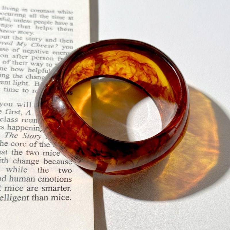 Unregelmäßige Harz Armreifen Geometrische Retro Hand Ring Einzigartige Chunky Armbänder Frauen kaffeebraun von Joom DACH