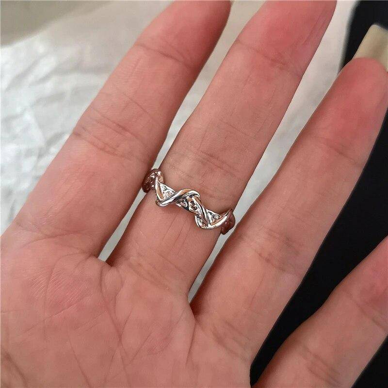 Unregelmäßige rote Kristallglas-Herz-ästhetische Ringe für Frauen Y2K Gothic Tier Spinnenring Kreativer Grunge Schmuck Zubehör von Joom DACH