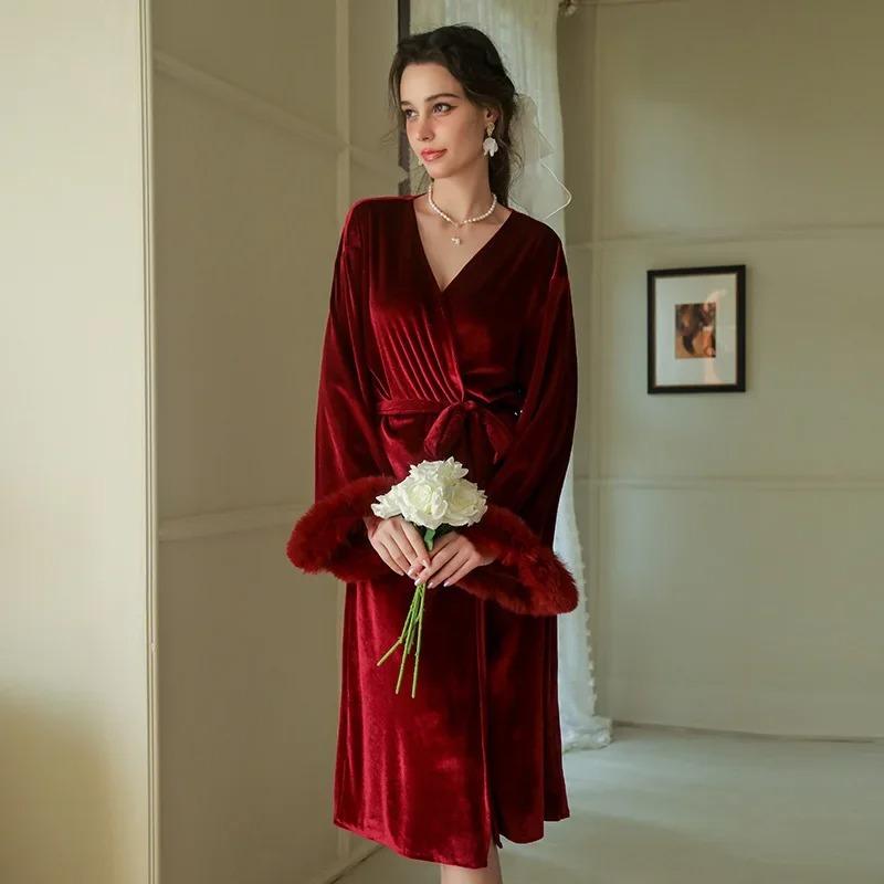 Velours Eleganter Kimono Bademantel Morgenmantel für Damen Herbst Winter Braut Hochzeitsrobe Warmes Feder Patchwork Nachthemd Loungewear XXL von Joom DACH