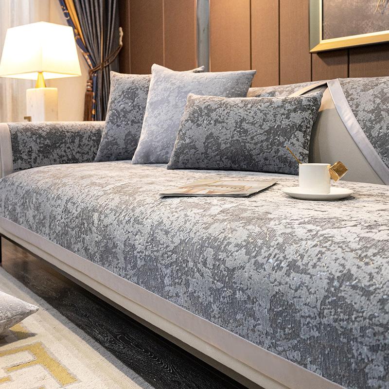 Verdicken Sie rutschfeste Sofabezüge, moderne Wolken, Chenille, rutschfeste Couchkissen, Wohnzimmersofas, Universal-Sesselbezug, Handtuch 70x70cm 1pcs von Joom DACH