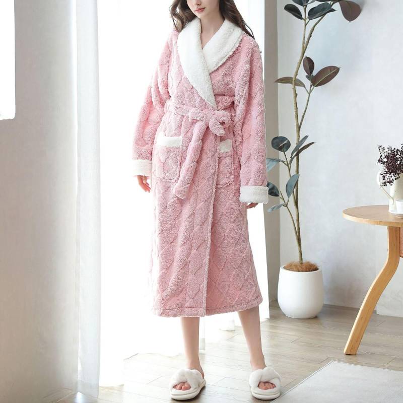 Verdickter warmer Bademantel mit Kapuze, Jacquard-Flanell-Nachthemd, lockerer, lässiger Bademantel, Herbst- und Winter-Nachtwäsche aus Korallenvlies für Damen XL von Joom DACH