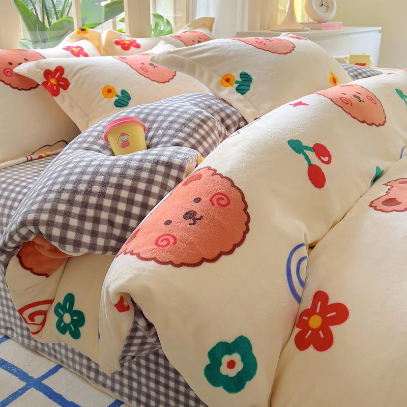 Vierteiliges Set aus verdicktem Milchvlies, warmer doppelseitiger Bettbezug aus Fleece für den Winter, dreiteiliges Set mit Bettlaken aus Fleece 1.5m bed von Joom DACH