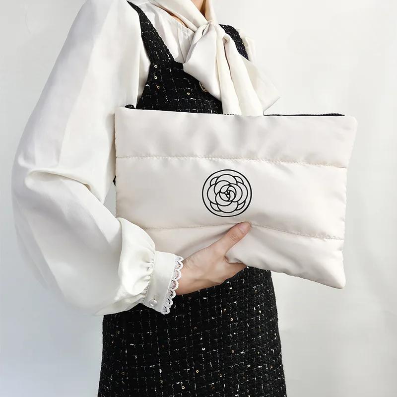 Vintage Damen Kosmetiktasche Make-up-Etui weibliche Reise Aufbewahrungstaschen College Girls Clutch Geldbörse Handtaschen weiß von Joom DACH