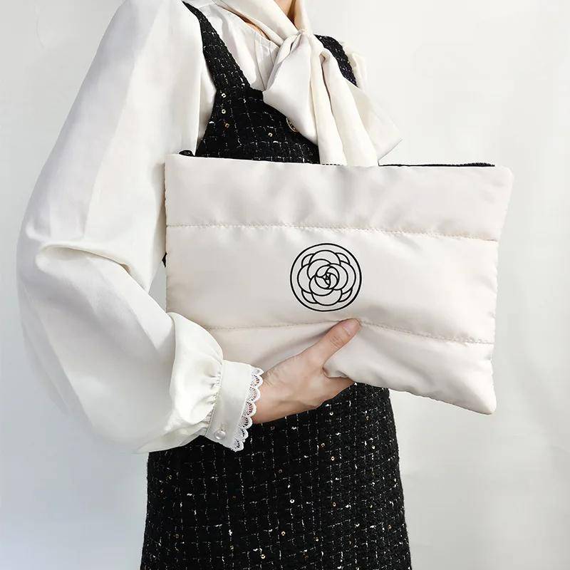 Vintage Damen Kosmetiktasche Make-up-Etui weibliche Reise Aufbewahrungstaschen College Girls Clutch Geldbörse Handtaschen weiß von Joom DACH