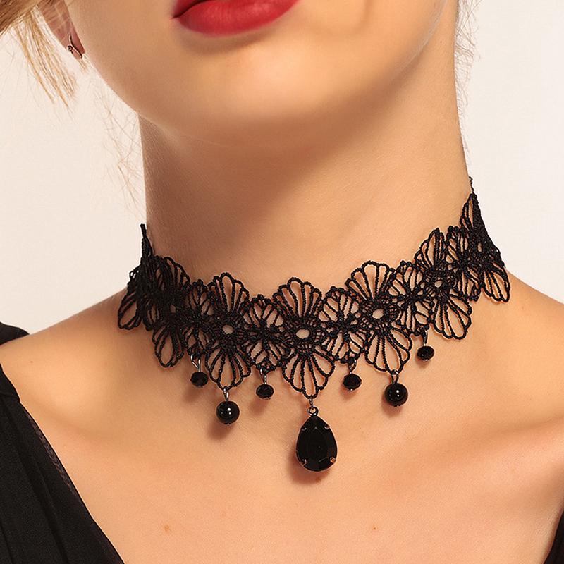 Vintage Gothic Spitzenchoker für Damen Schwarzer Anhänger Charm Choker-Halskette von Joom DACH