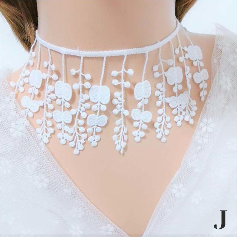 Vintage Klassischer Gotischer Tattoo-Spitzen-Choker für Damen Schwarzer Kristallanhänger Charm Choker Halsketten Boho Schmuck Weihnachtsgeschenk von Joom DACH