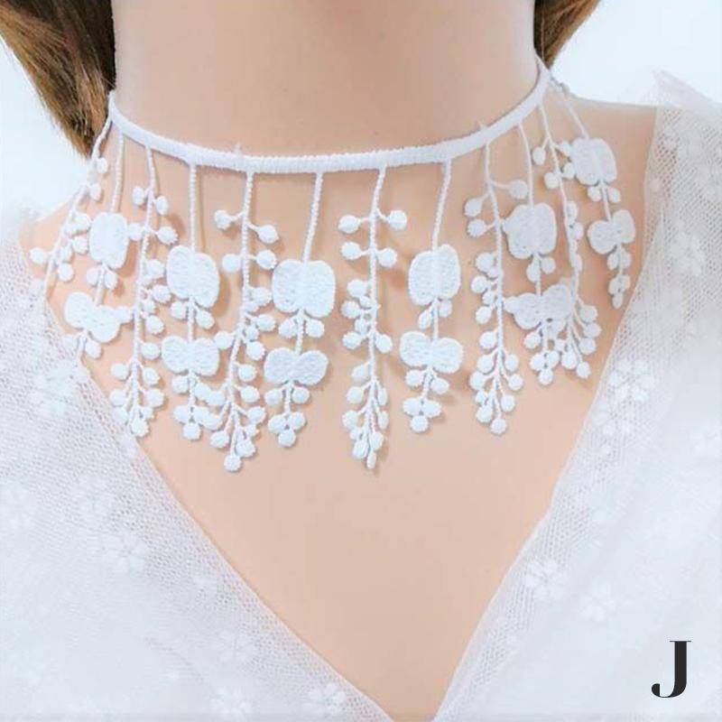 Vintage Klassischer Gotischer Tattoo-Spitzen-Choker für Damen Schwarzer Kristallanhänger Charm Choker Halsketten Boho Schmuck Weihnachtsgeschenk von Joom DACH