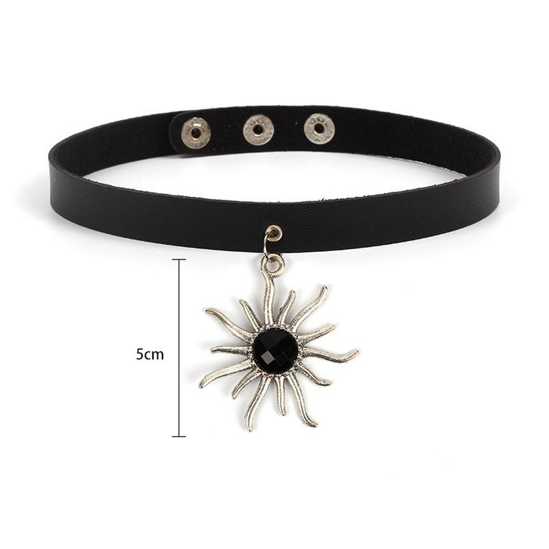 Vintage Leder schwarze Punk-Halskette für Frauen H schwarz von Joom DACH