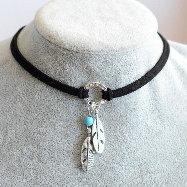 Vintage Silber Feder Anhänger Halsketten Leder Choker Halskette Schwarzer Kreis Kragen Weiblich Boho Party Hals Schmuck für Frauen braun von Joom DACH