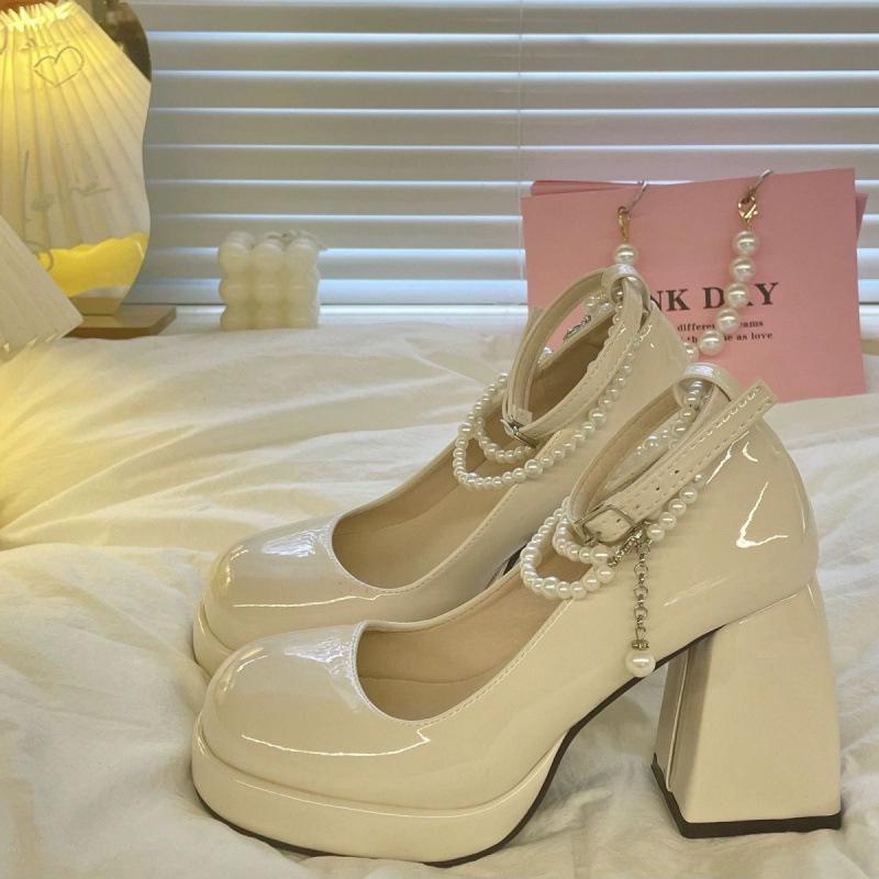 WD Damen Mary Jane Schuhe in Übergröße - Frühling 2024, Weiße Hochzeit, Französische wasserdichte Plateau-Sohle, Dicker Absatz, Kleines Leder 36 von Joom DACH