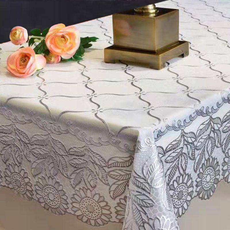 Wasserdichte Tischdecke für den Haushalt, rechteckig, ölbeständig, PVC-Kunststoff-Tischdecke, goldener Bronzing-Druck, Tischdecke, Tischset, Nappe 135*200cm 1pcs von Joom DACH