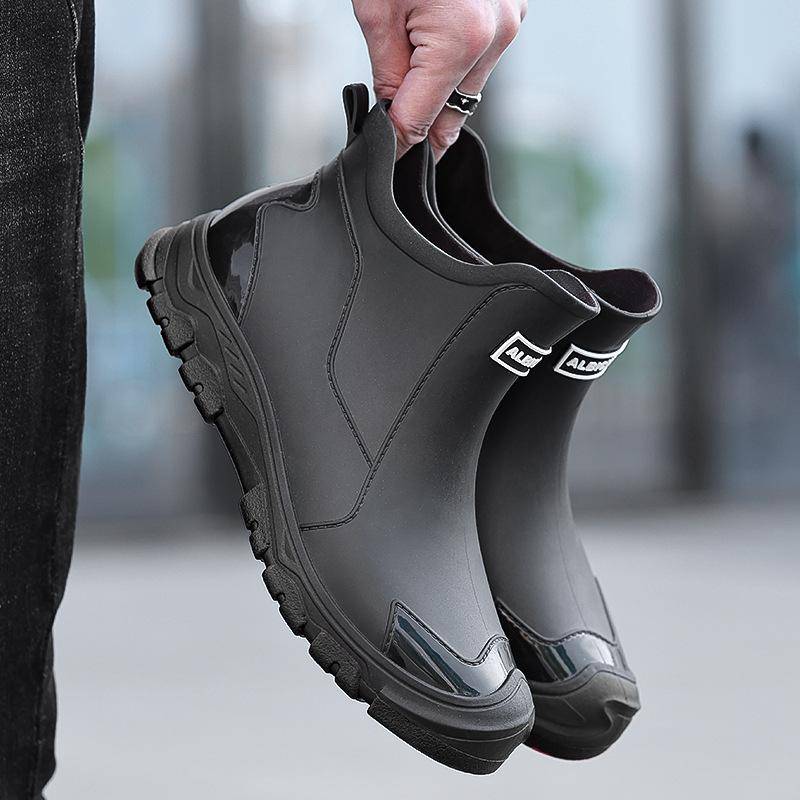 Wasserdichte Verschleißfeste Kurze Stiefel Für Herren Outdoor Angeln Küche Lieferung Motorradausrüstungsteile Regenschuhe Gummischuh 47 von Joom DACH