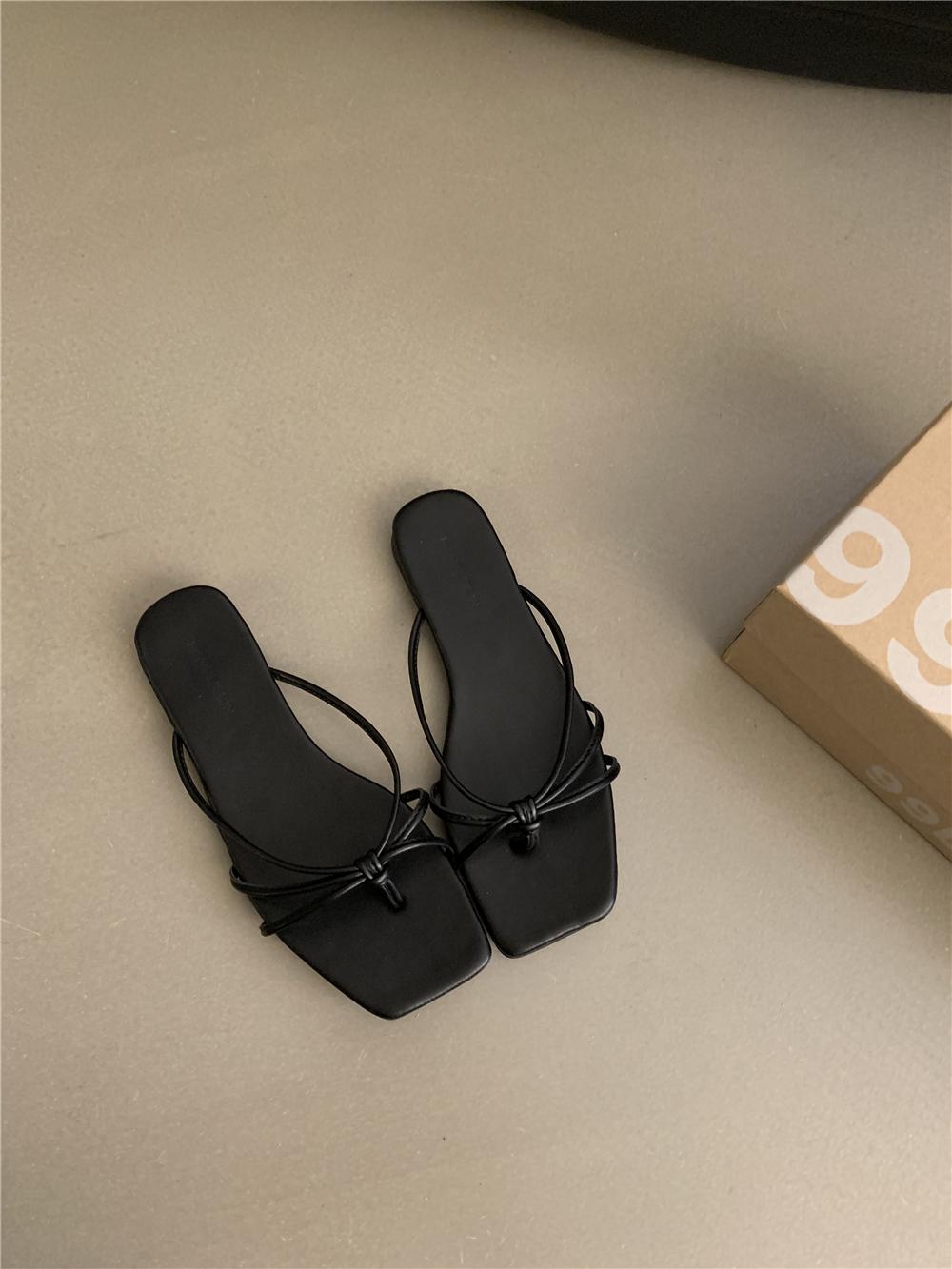Weiche Leder-Zehensteg-Slipper für Damen neue Internet-Berühmtheit Clip-Zehen-Strand-Flatsandalen 42 schwarz von Joom DACH