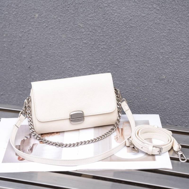 Weiche Leder Zylinder Damen Tasche Leder Damen Umhängetasche Pendlerkette Kleine Tasche Einzelne Schulter Umhänge Nische Mama Tasche 22*13*9.5CM von Joom DACH