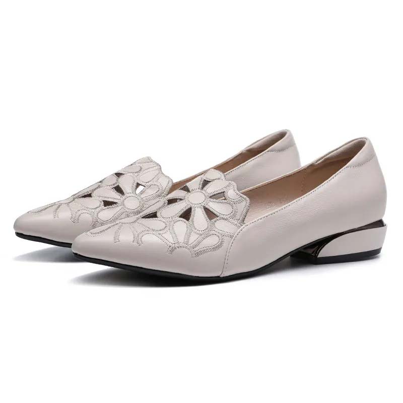 Weiches Leder, geschnitzt, hohl, Damen-Lederschuhe, Mokassin, Arbeitsschuhe, Spitze, dicker Absatz, weiche Sohle, Sandalen, bequem, modisch, Frühling und Sommer 37 off-weiße Weiches Leder, geschnitzt, hohl, Damen-Lederschuhe, Mokassin, Arbeitsschuhe, Spitze, dicker Absatz, weiche Sohle, Sandalen, bequem, modisch, Frühling und Sommer 37 off-weiße von Joom DACH