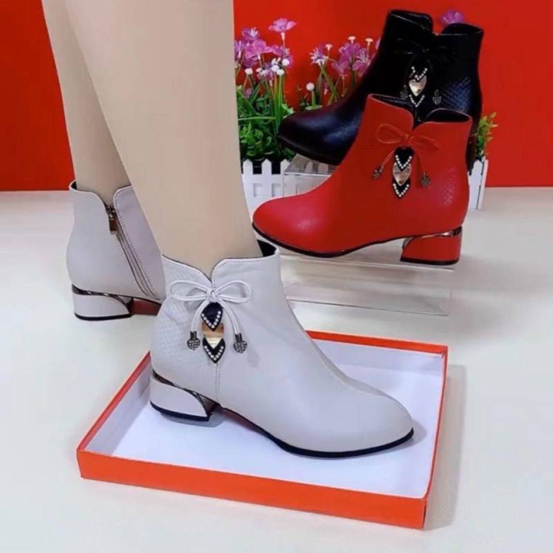 Weiches Leder Damen Warme Schneestiefel Hoher Absatz Schwarz Beige Winter Stilvoll Rutschfest Seitenreißverschluss Stiefeletten EU35/CN36 beige von Joom DACH