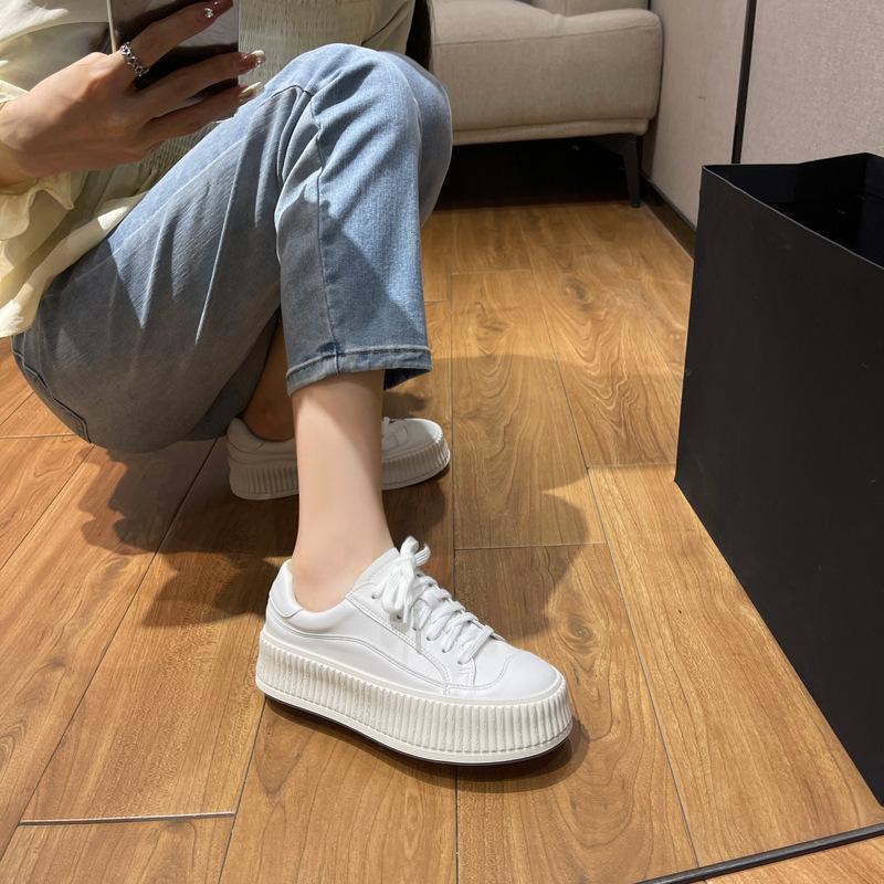 Weiße Schuhe für Damen Frühling und Sommer Neue Keksform Schuhe Damen Vielseitige Dicksohlige Nischen-Freizeitschuhe für Studenten Muffin-Sneaker Damen 40 weiß von Joom DACH