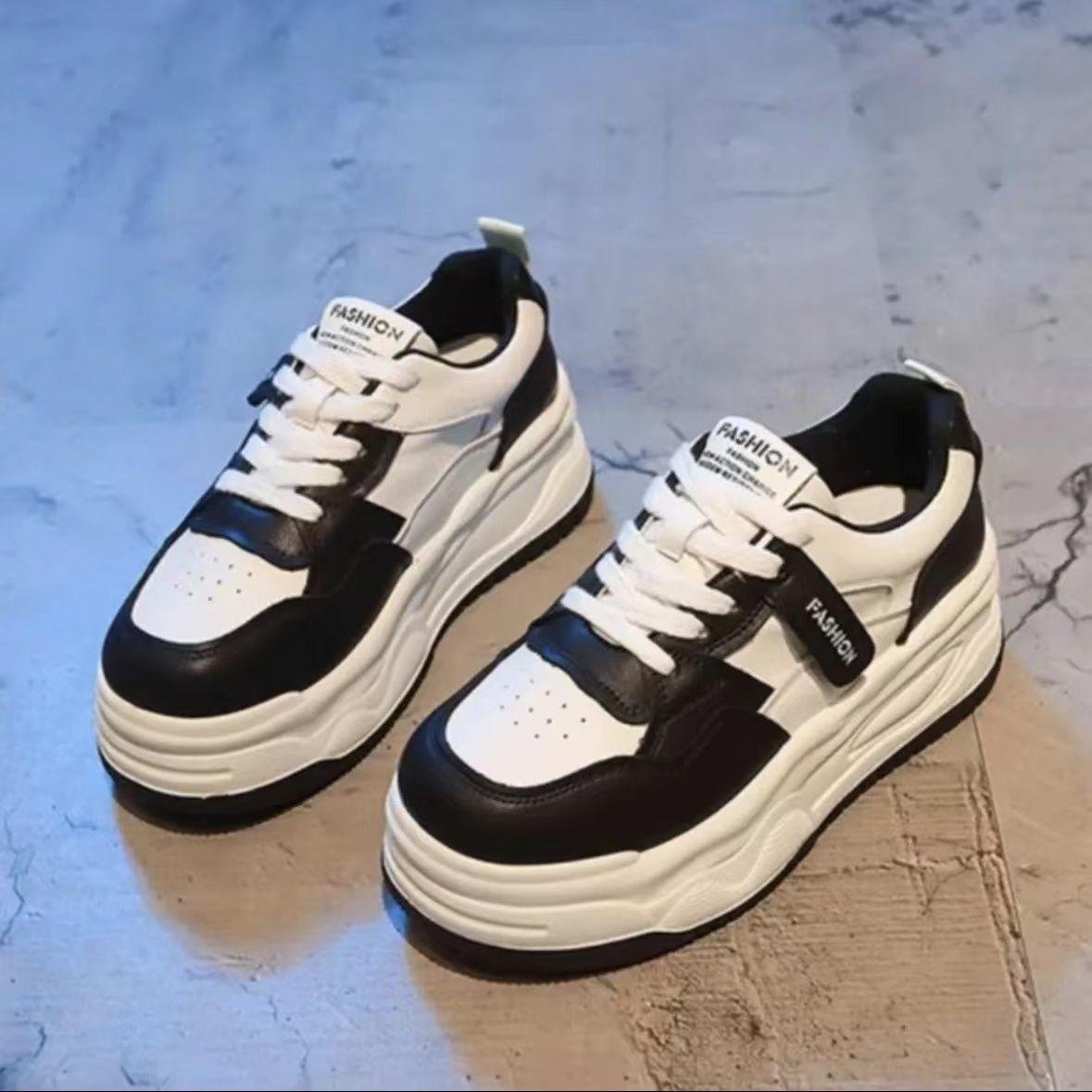 Weiße Schuhe für Damen Frühling und Sommer Neue vielseitige Plateau-Board-Schuhe Mode Casual und leichte Damenschuhe 40 schwarz von Joom DACH