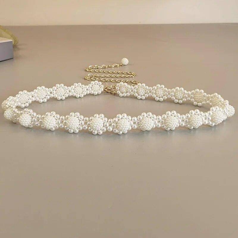 Weißer Perlen-geflochtener Taillenbund, Damen-Hemddekoration, Taillenkette, Gothic, eleganter Perlenanhänger-Gürtel für Frauen 115cm weiß von Joom DACH