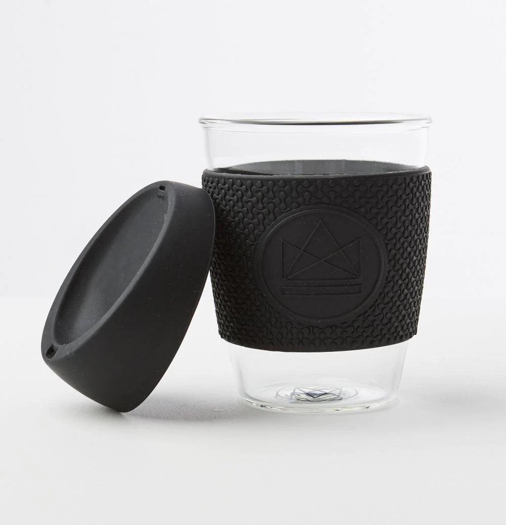 Wiederverwendbarer Kaffeebecher aus Glas – 340 ml – Rock Star von Joom DACH