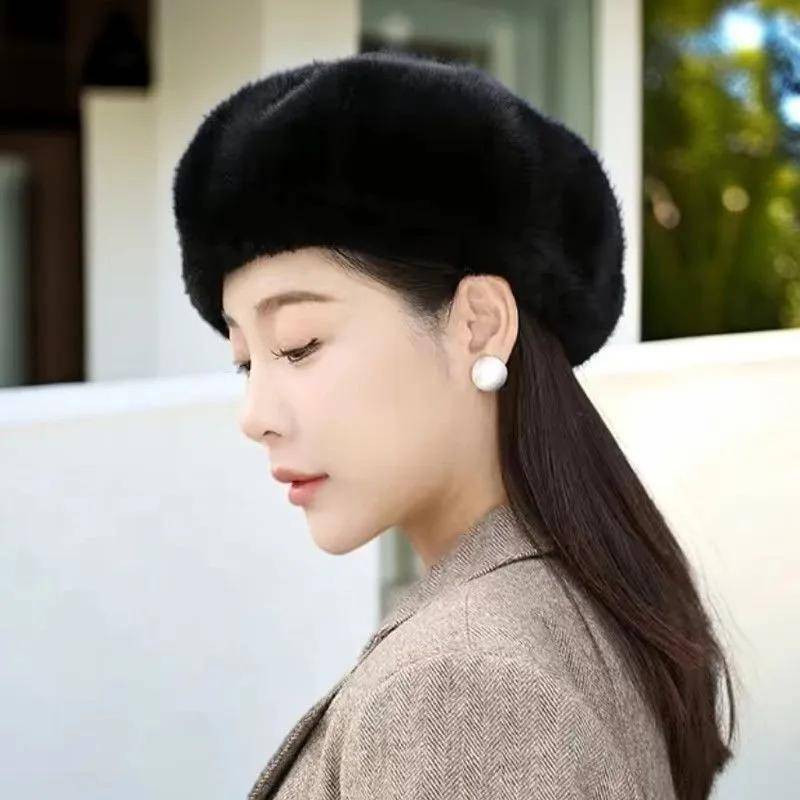 Winter Damen Kaninchenfell Baskenmütze Koreanische Version Warme Gestrickte Wollmütze Britischer Malerhut schwarz von Joom DACH