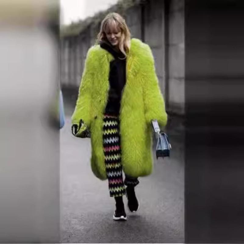 Winter Damen Übergröße Langhaarmantel Modischer Street Hipster Kunstpelz Flip Revers Pelzmantel 5XL hellgrüne von Joom DACH