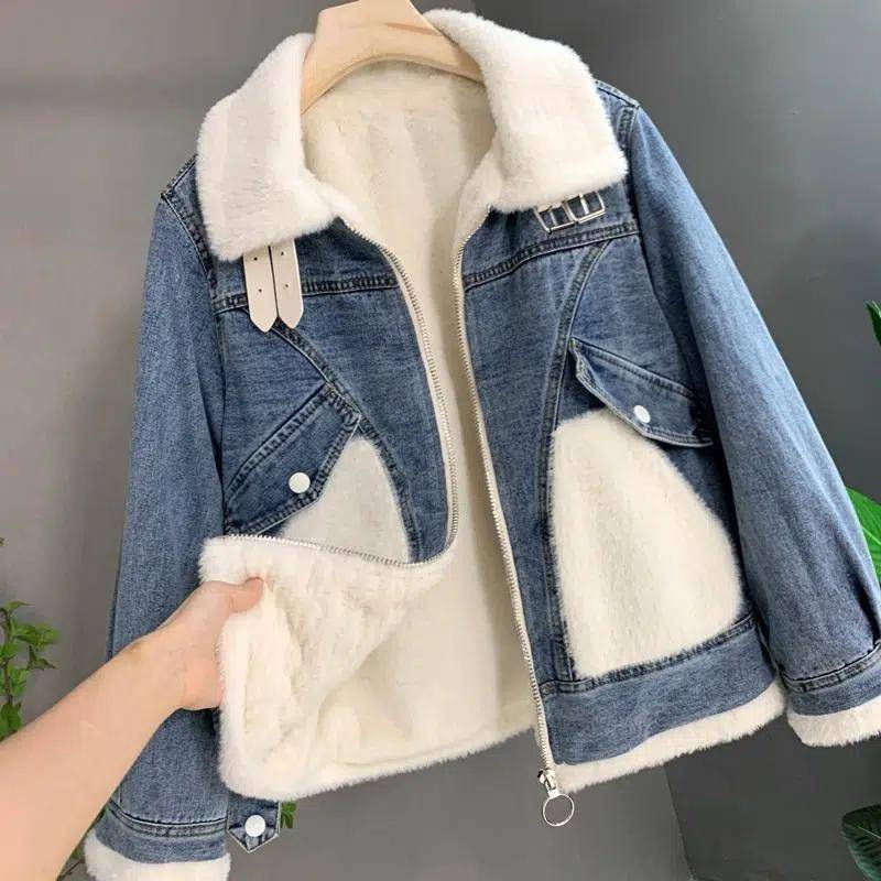 Winter Damen Warme Pelzkragen Jeansjacken Gespleißtes Revers Vintage Plüsch Reißverschluss Parkas Mädchen Casual Dicke Mäntel Streetwear XXL weiß von Joom DACH