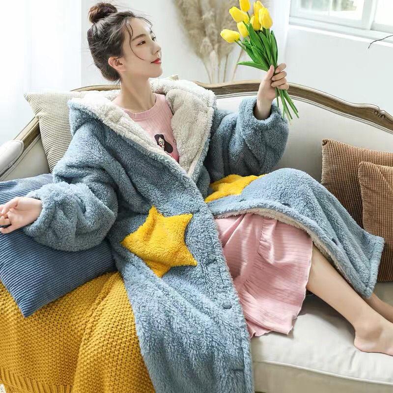 Winter Dicke Korallen Fleece Nachtwäsche Robe Winter Frauen Kapuzen Nachthemd Kimono Bademantel Lose Flanell Lange Nachthemd Home Wear XL von Joom DACH
