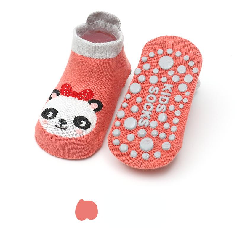 Winter Frühling Anti Slip Baby Socken Niedlichen Cartoon Tier Brief Drucken Kleinkind Kinder Boden Socken Gummi Sohlen Baby Junge Mädchen socken L von Joom DACH