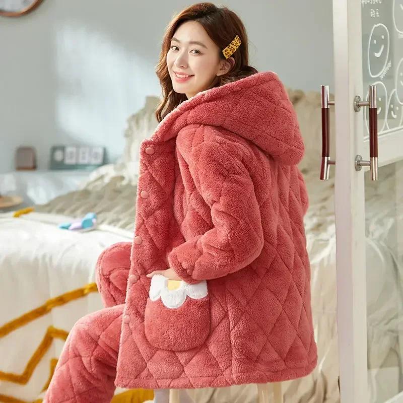 Winter Neue Damen Pyjamas Korallen Fleece Baumwolle Gefütterte Jacke Warm Fleece-Gefüttert Anzug Lose Bequeme Home Wear Mantel Emboitement 2XL von Joom DACH