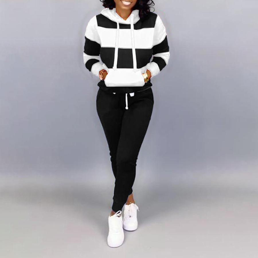 Winter Trainingsanzug Frauen 2 Teilig Druck Hoodies + Hosen Sportwear frauen Sport Anzug Mit Kapuze Sweatshirt Set Weibliche Winter Kleidung S schwarz von Joom DACH